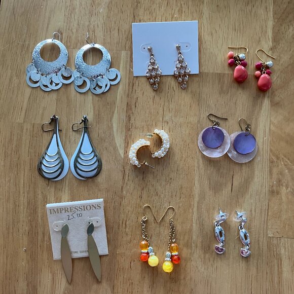 Mystery Vintage Jewelry Bundle About 4 lbs All Wearable 70+ Pieces - Picture 8 of 12